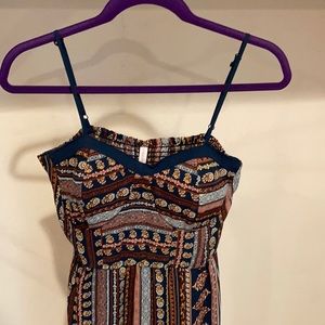 L Xhilaration Maxi Dress w Padding and Pockets